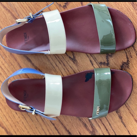 FENDI sandals - Picture 1 of 5